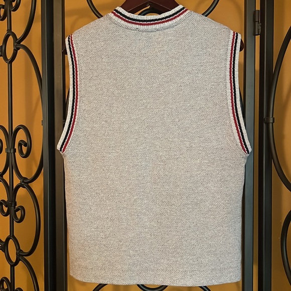 ZARA X PEANUTS Limited Edition Snoopy Sweater Vest - Picture 5 of 9